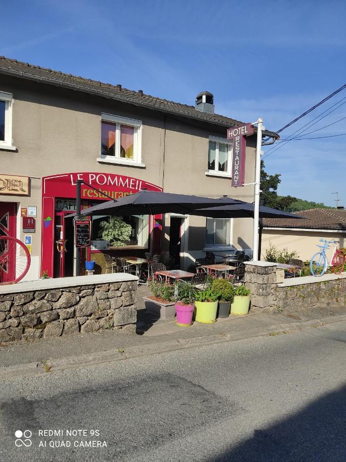 Hotel Le Pommeil Guéret Exterior photo